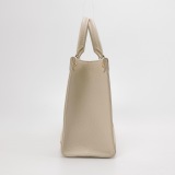 Louis Vuitton(LV) OnTheGo Tote By The Pool Monogram Empreinte Giant PM — thumbnail 5