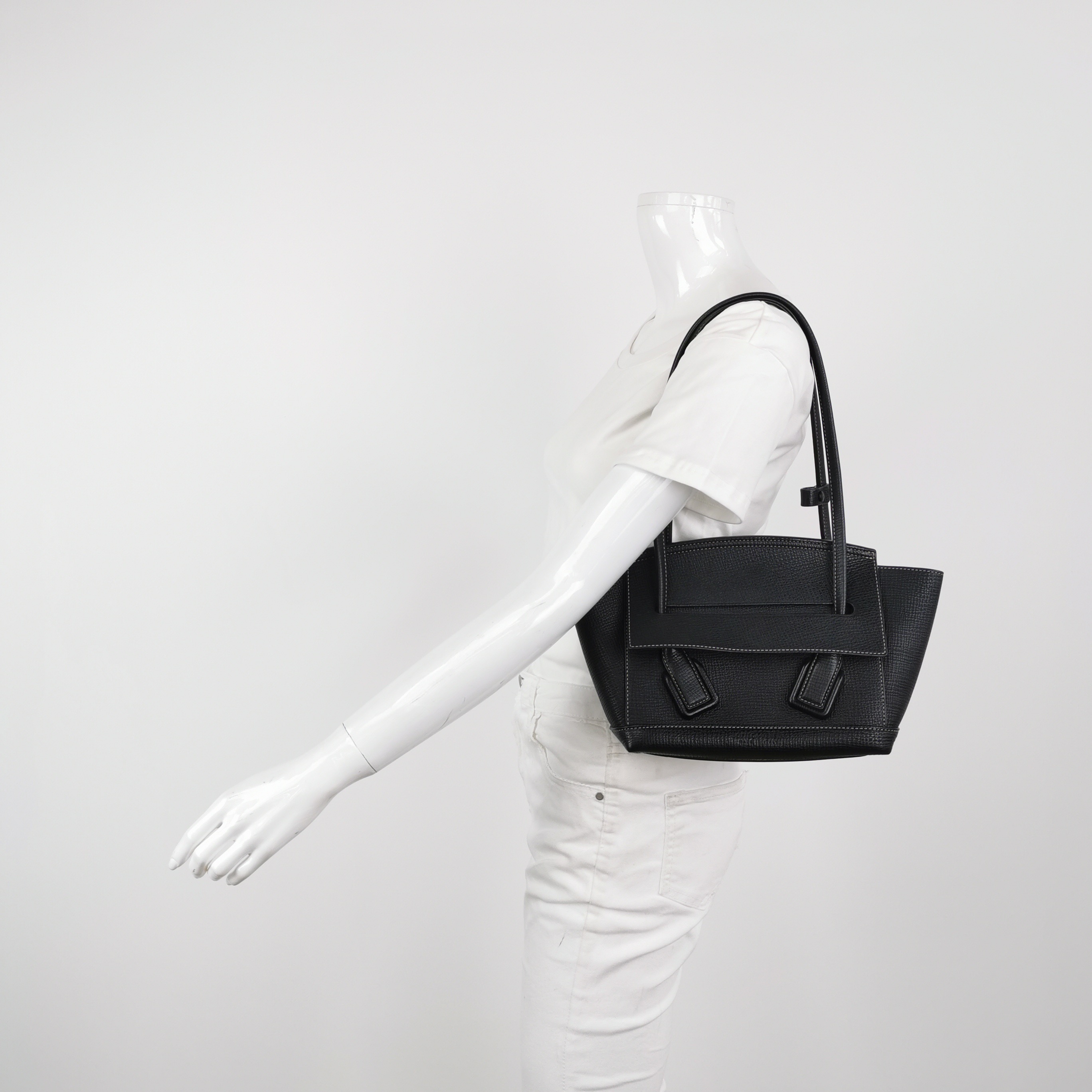 Bottega Veneta Arco Bag Grainy Leather Small — alternate view