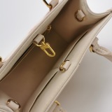 Louis Vuitton(LV) OnTheGo Tote By The Pool Monogram Empreinte Giant PM — thumbnail 7