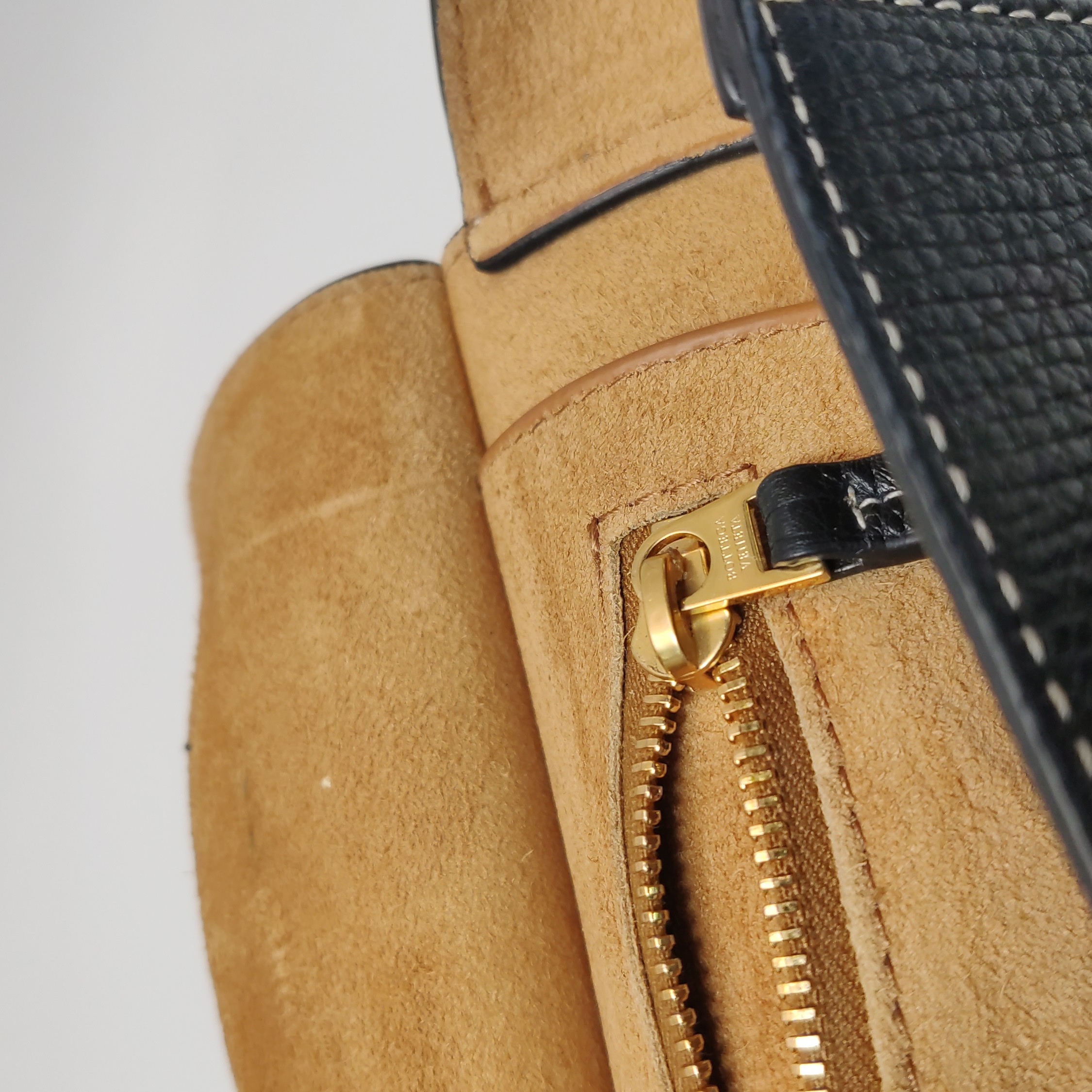 Bottega Veneta Arco Bag Grainy Leather Small — photo 9 of 17