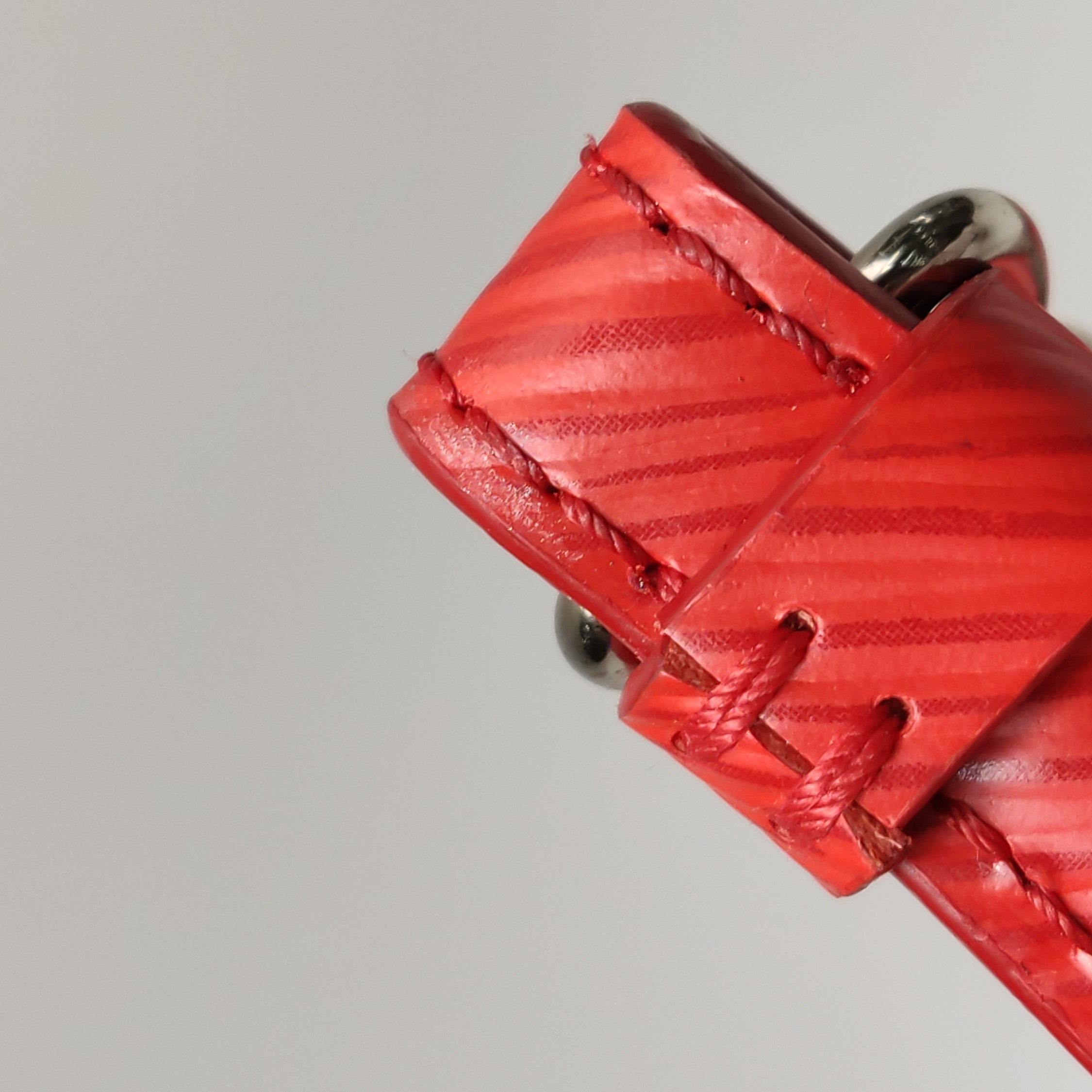 Louis Vuitton(LV) Twist Handbag Epi Leather MM — photo 14 of 14