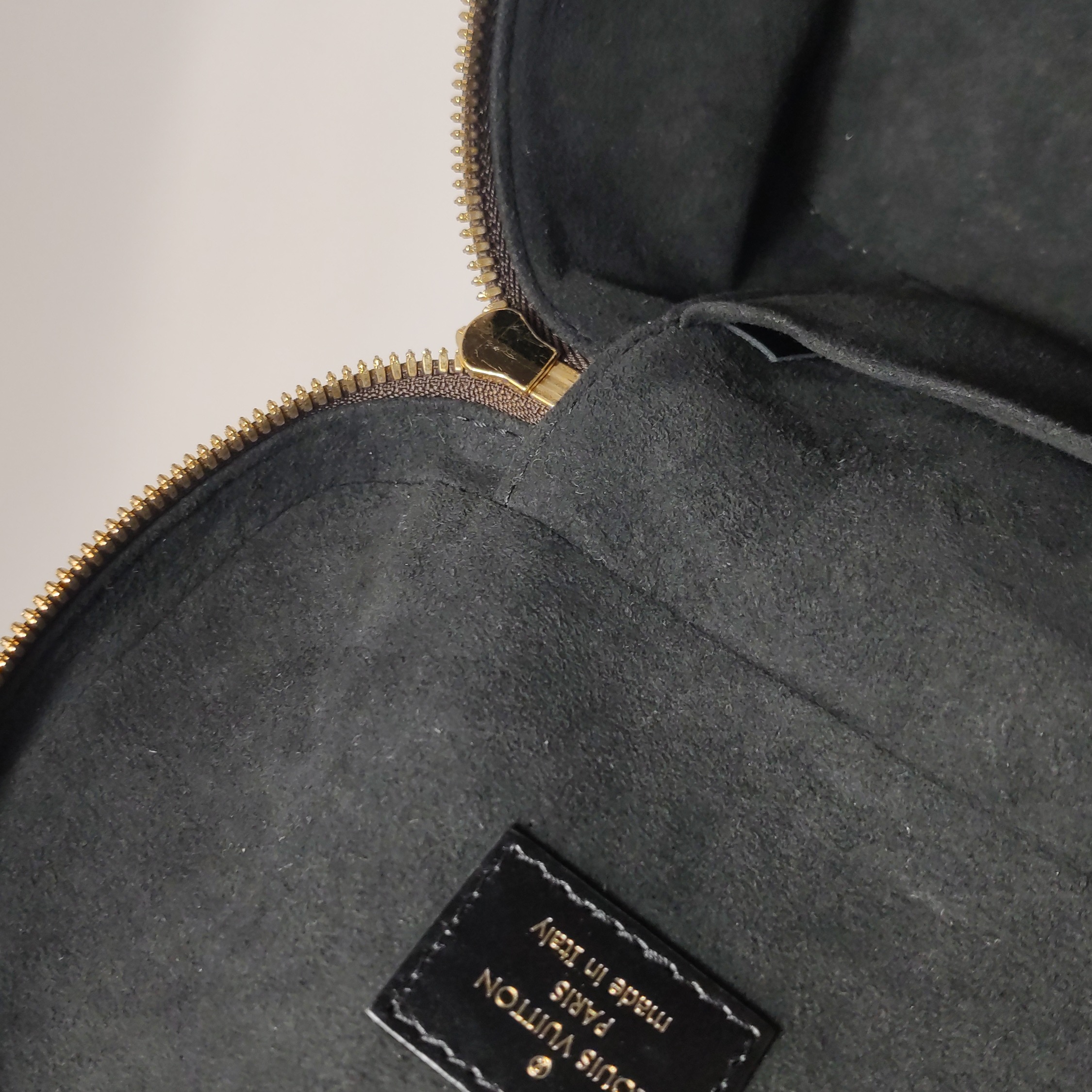 Louis Vuitton(LV) Vanity Handbag Reverse Monogram Canvas PM — photo 9 of 20