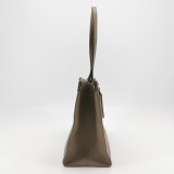 Louis Vuitton(LV) OnTheGo Tote Monogram Empreinte Giant MM — thumbnail 5