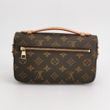 Louis Vuitton（LV） Pochette Metis Monogram Canvas East West — thumbnail 5