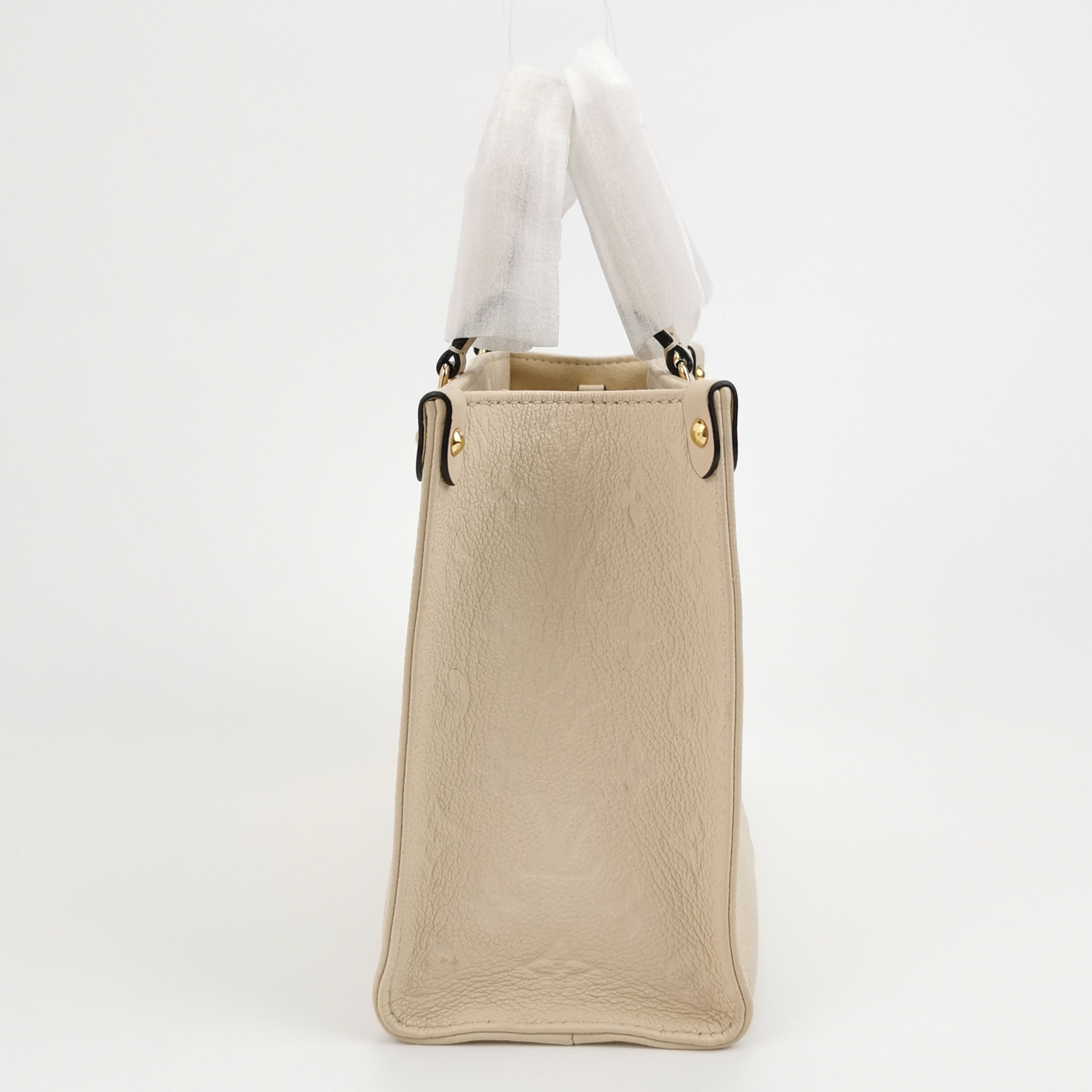 Louis Vuitton(LV) OnTheGo Tote Monogram Empreinte Giant PM — photo 4 of 15