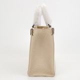 Louis Vuitton(LV) OnTheGo Tote Monogram Empreinte Giant PM — thumbnail 4