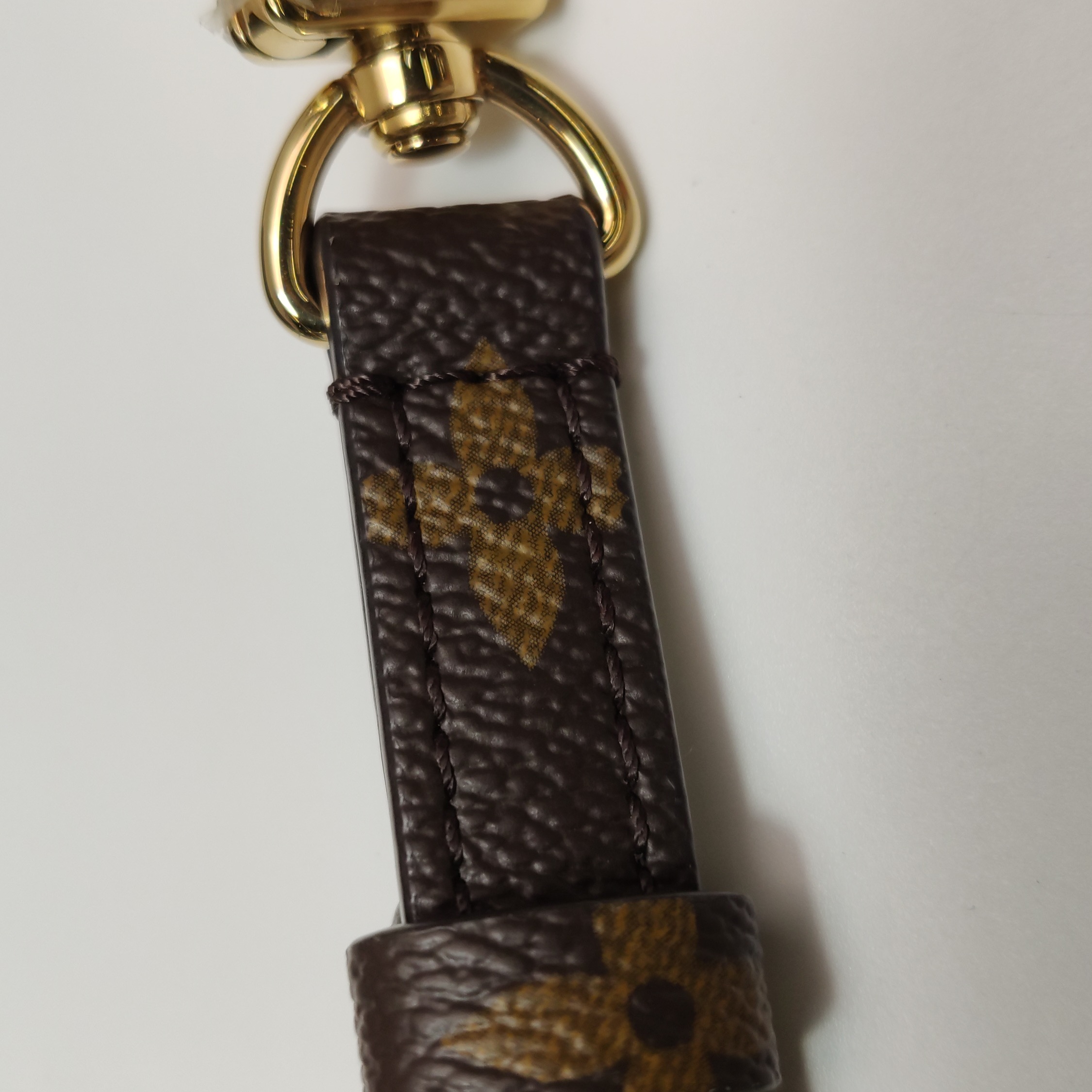 Louis Vuitton（LV） Pochette Metis Monogram Canvas East West — photo 16 of 17