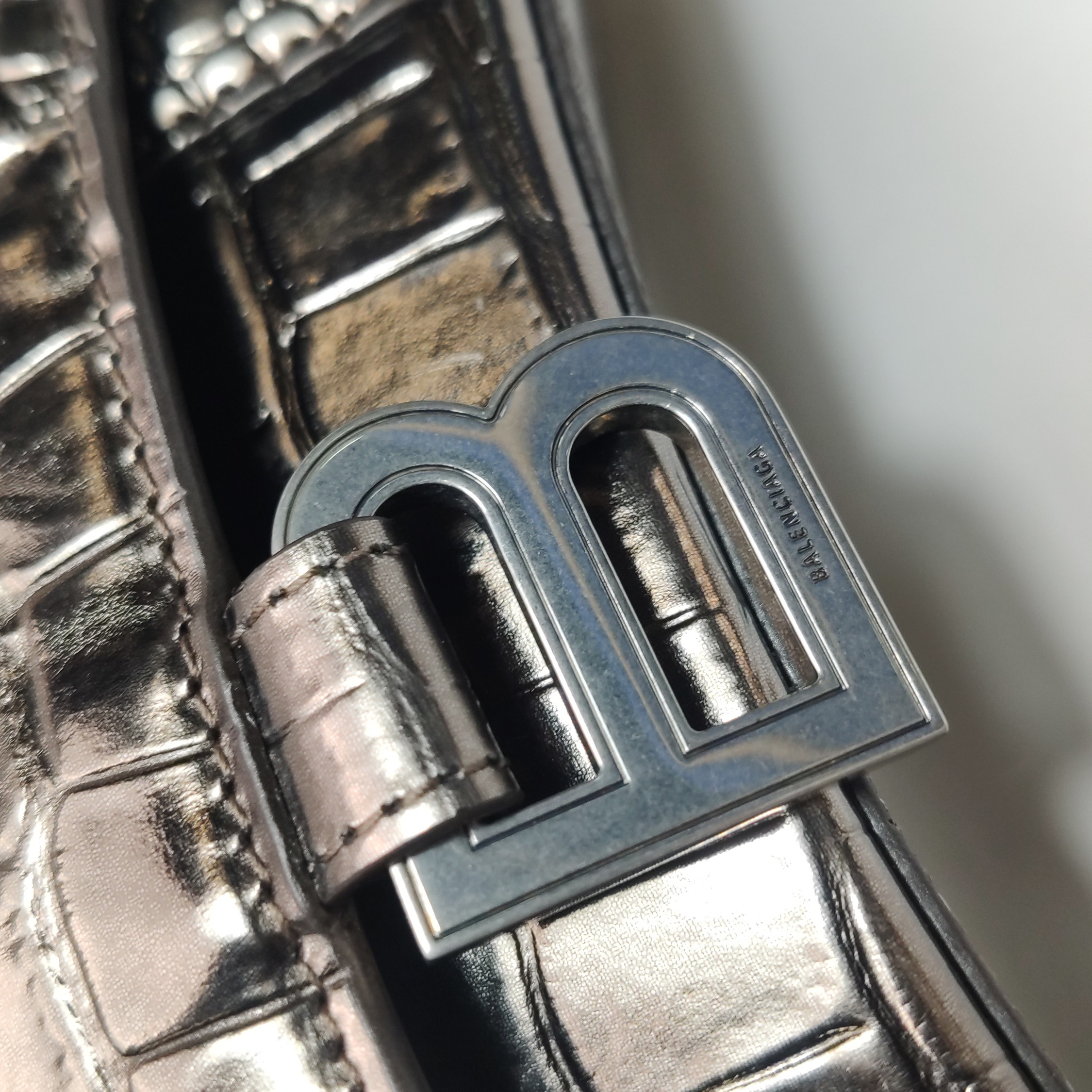 Balenciaga Hourglass Top Handle Bag Crocodile Embossed Leather XS — photo 9 of 16