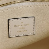 Louis Vuitton(LV) OnTheGo Tote Monogram Empreinte Giant PM — thumbnail 8