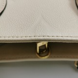 Louis Vuitton(LV) OnTheGo Tote Monogram Empreinte Giant PM — thumbnail 12