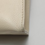 Louis Vuitton(LV) OnTheGo Tote Monogram Empreinte Giant PM — thumbnail 12