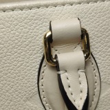 Louis Vuitton(LV) OnTheGo Tote Monogram Empreinte Giant PM — thumbnail 14