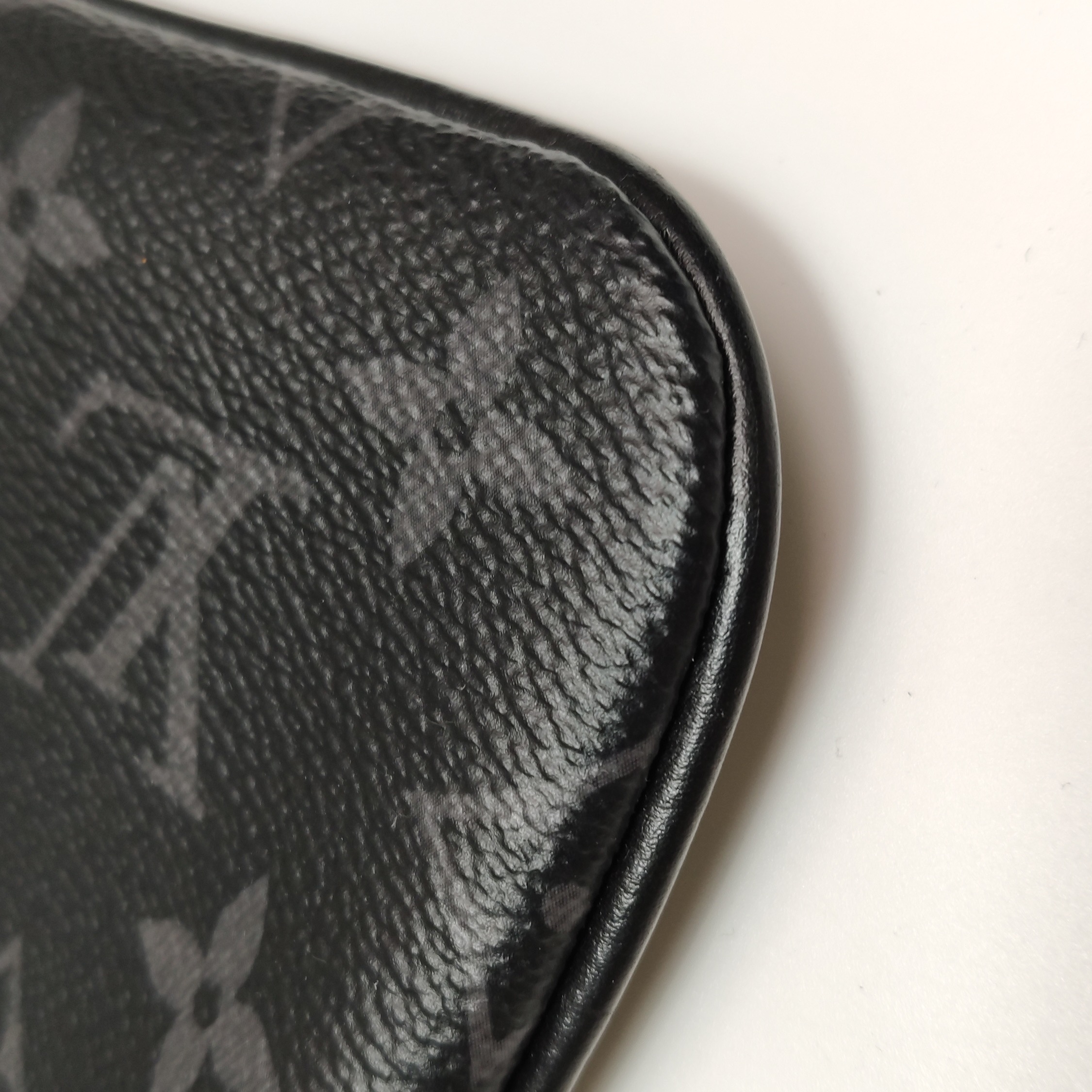 Louis Vuitton(LV) Trio Messenger Bag Reverse Monogram Eclipse Canvas — photo 16 of 18