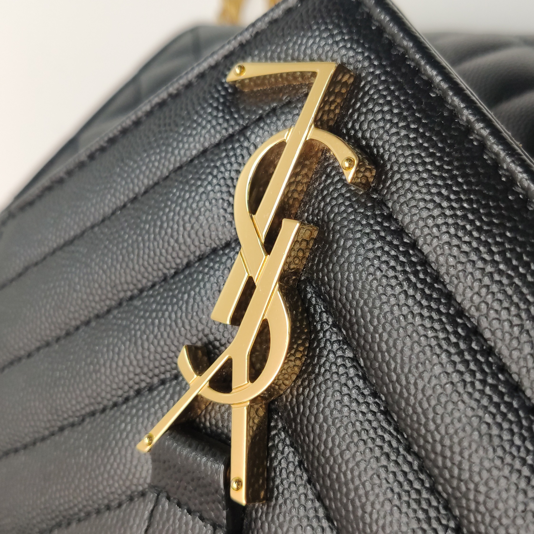 Saint Laurent Classic Monogram Envelope Satchel Mixed Matelasse Leather Medium — photo 14 of 20