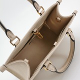 Louis Vuitton(LV) OnTheGo Tote Monogram Empreinte Giant PM — thumbnail 7