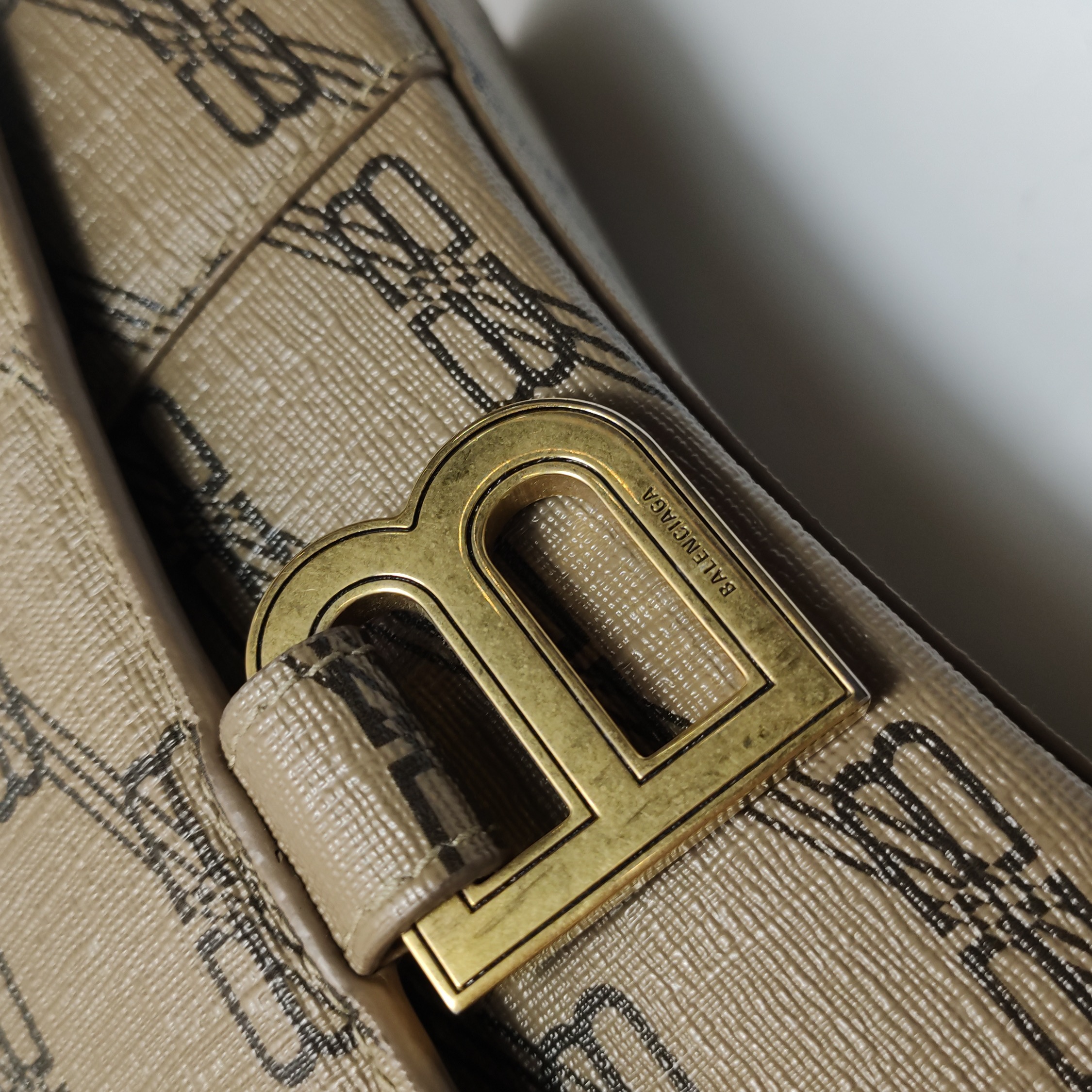 Balenciaga Hourglass Top Handle Bag BB Coated Canvas XS — photo 10 of 15