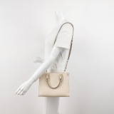 Louis Vuitton(LV) OnTheGo Tote Monogram Empreinte Giant PM — thumbnail 2