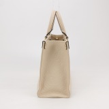 Louis Vuitton(LV) OnTheGo Tote Monogram Empreinte Giant PM — thumbnail 4