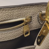 Louis Vuitton(LV) Capucines Bag Leather GM — thumbnail 13
