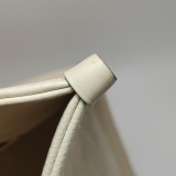 Louis Vuitton(LV) OnTheGo Tote Monogram Empreinte Giant MM — thumbnail 14