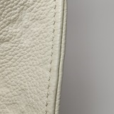 Louis Vuitton(LV) OnTheGo Tote Monogram Empreinte Giant MM — thumbnail 13