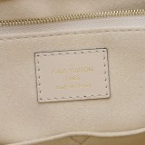 Louis Vuitton(LV) OnTheGo Tote Monogram Empreinte Giant MM — thumbnail 8