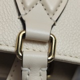 Louis Vuitton(LV) OnTheGo Tote Monogram Empreinte Giant MM — thumbnail 11