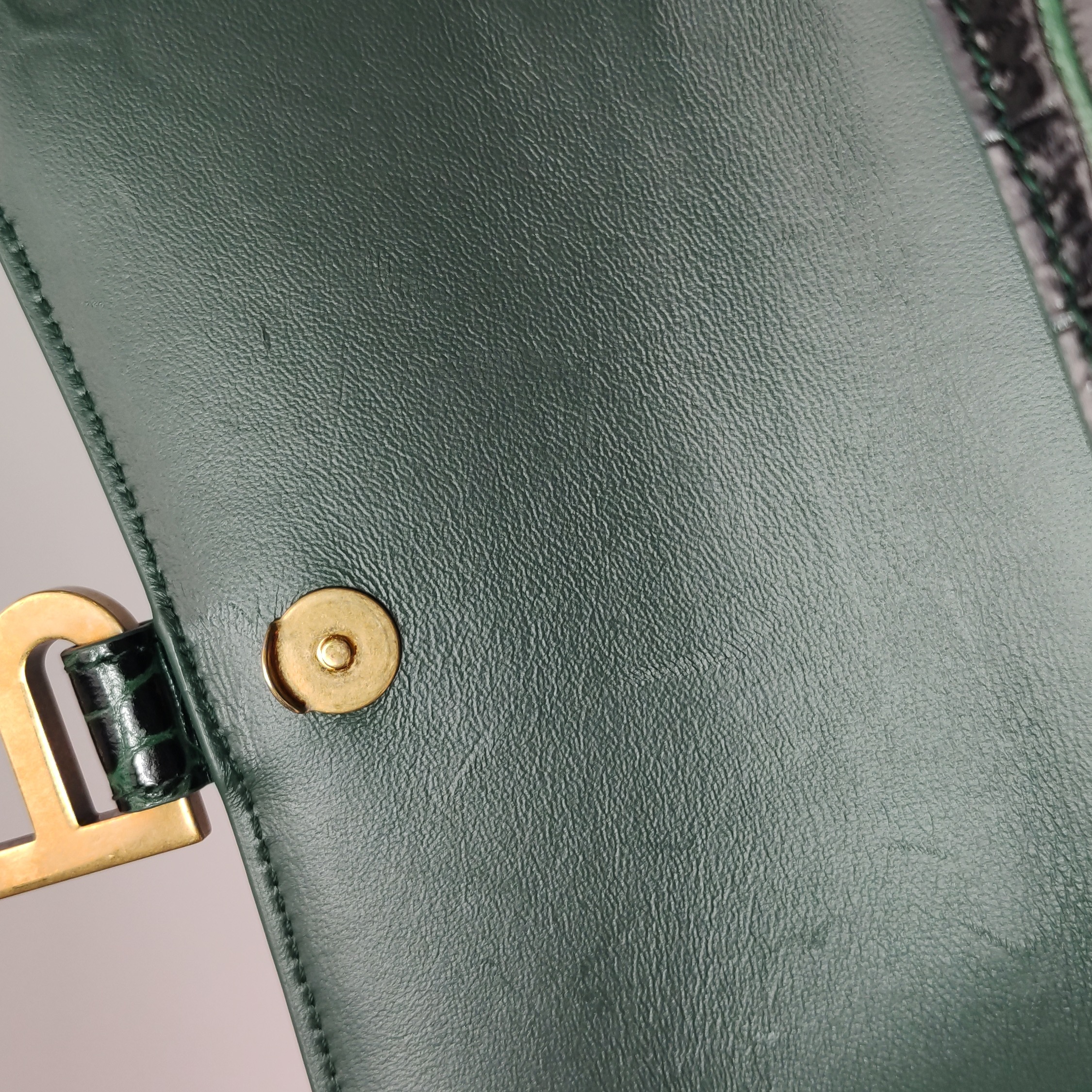 Balenciaga Hourglass Top Handle Bag Crocodile Embossed Leather Small — photo 10 of 16