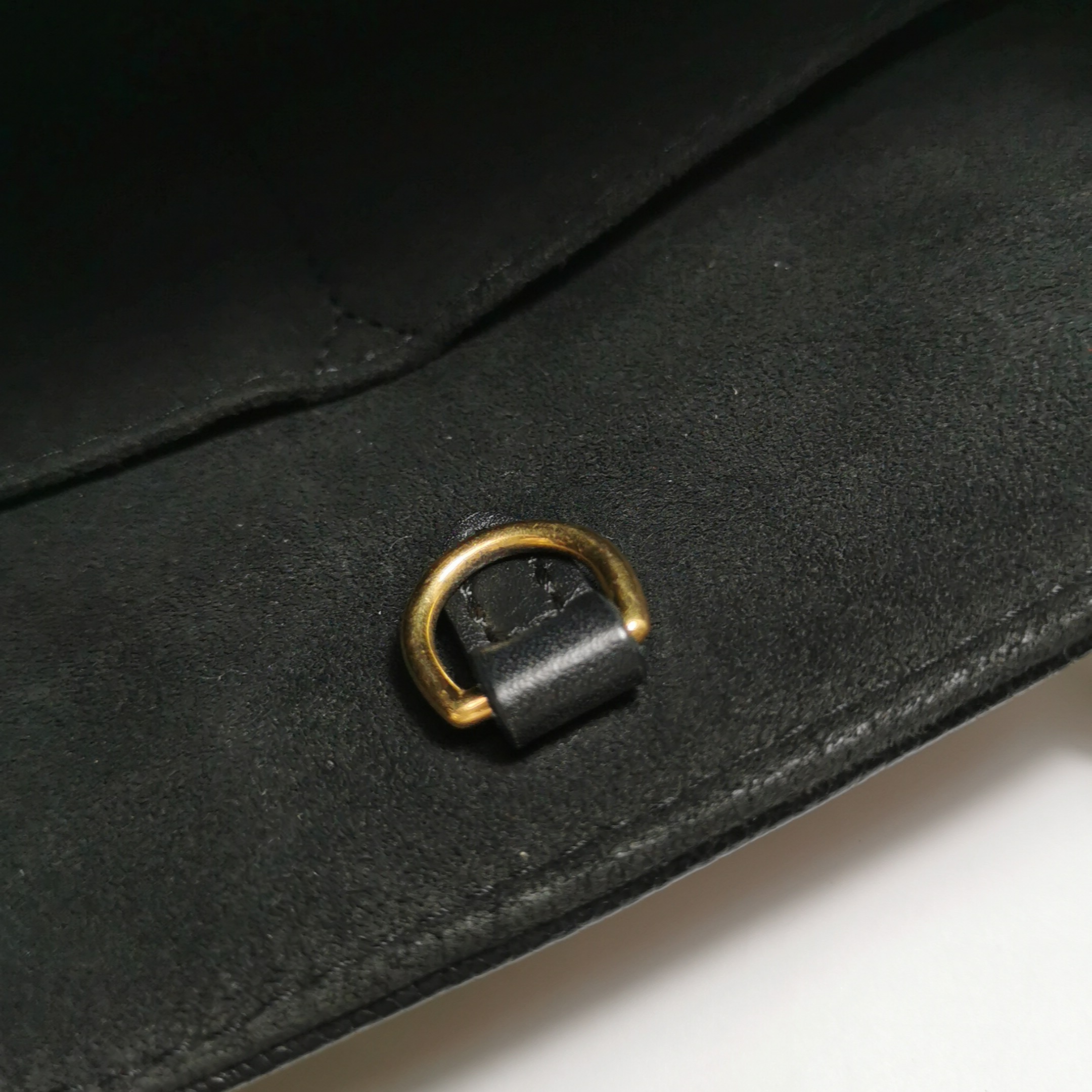 Louis Vuitton(LV) OnTheGo Tote Monogram Empreinte Giant PM — photo 11 of 15