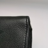 Louis Vuitton(LV) OnTheGo Tote Monogram Empreinte Giant PM — thumbnail 14