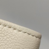 Louis Vuitton(LV) OnTheGo Tote Monogram Empreinte Giant East West — thumbnail 12