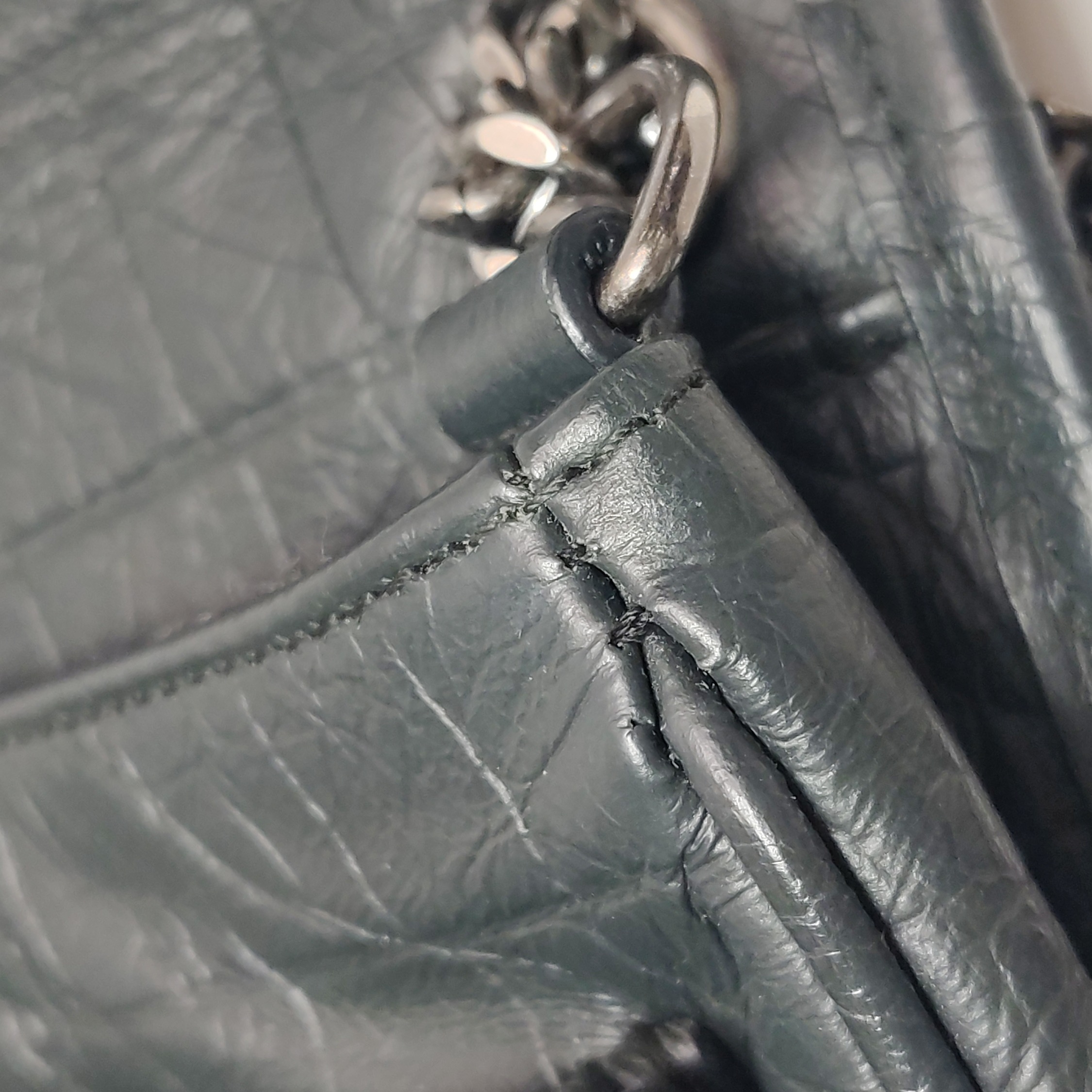 Saint Laurent(YSL) Niki Chain Flap Bag Matelasse Chevron Leather Baby — photo 10 of 18