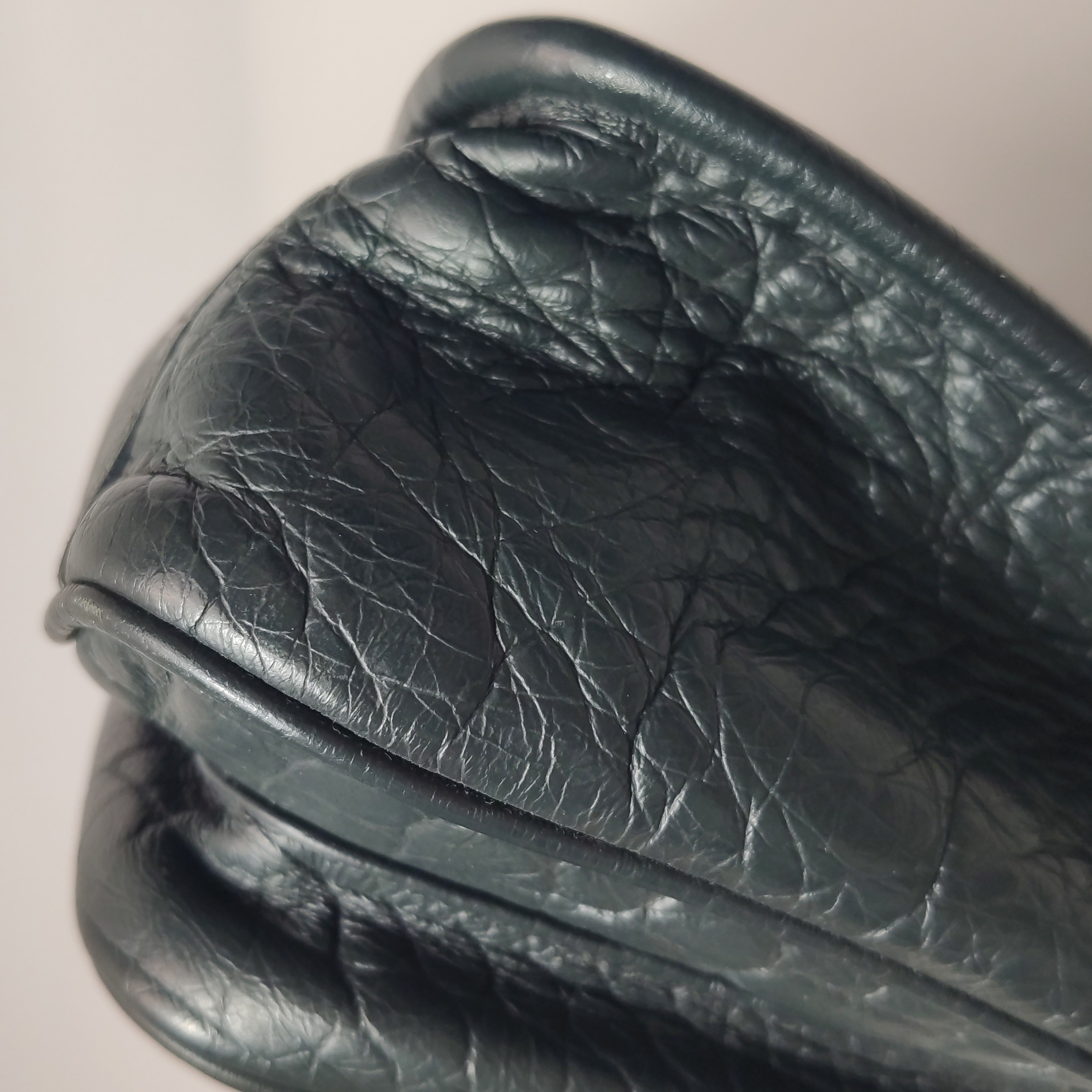Saint Laurent(YSL) Niki Chain Flap Bag Matelasse Chevron Leather Baby — photo 8 of 18