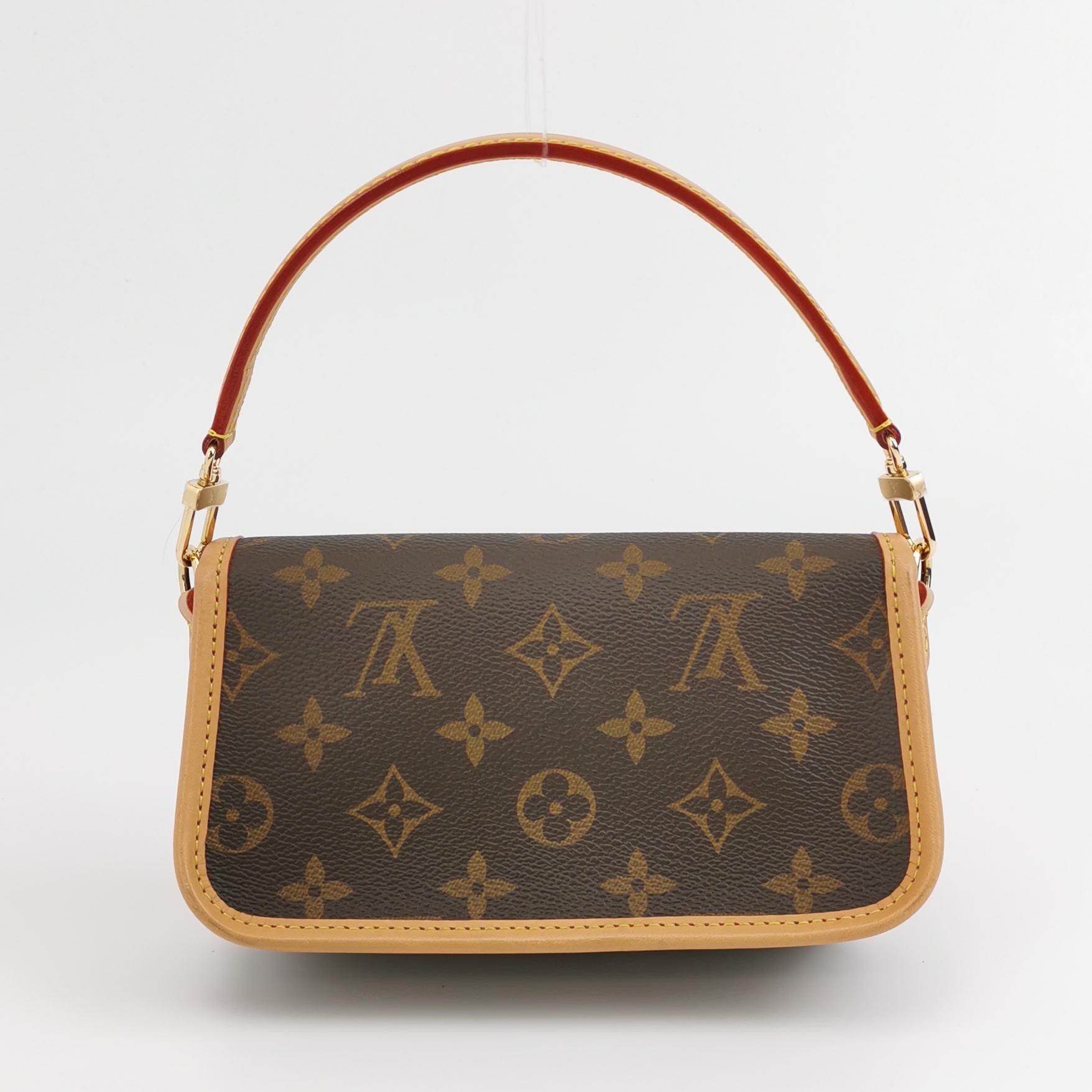 Louis Vuitton(LV) Diane NM Handbag Monogram Canvas Nano — photo 5 of 14