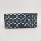 Louis Vuitton(LV) OnTheGo Tote Monogram Jacquard Denim MM — thumbnail 6