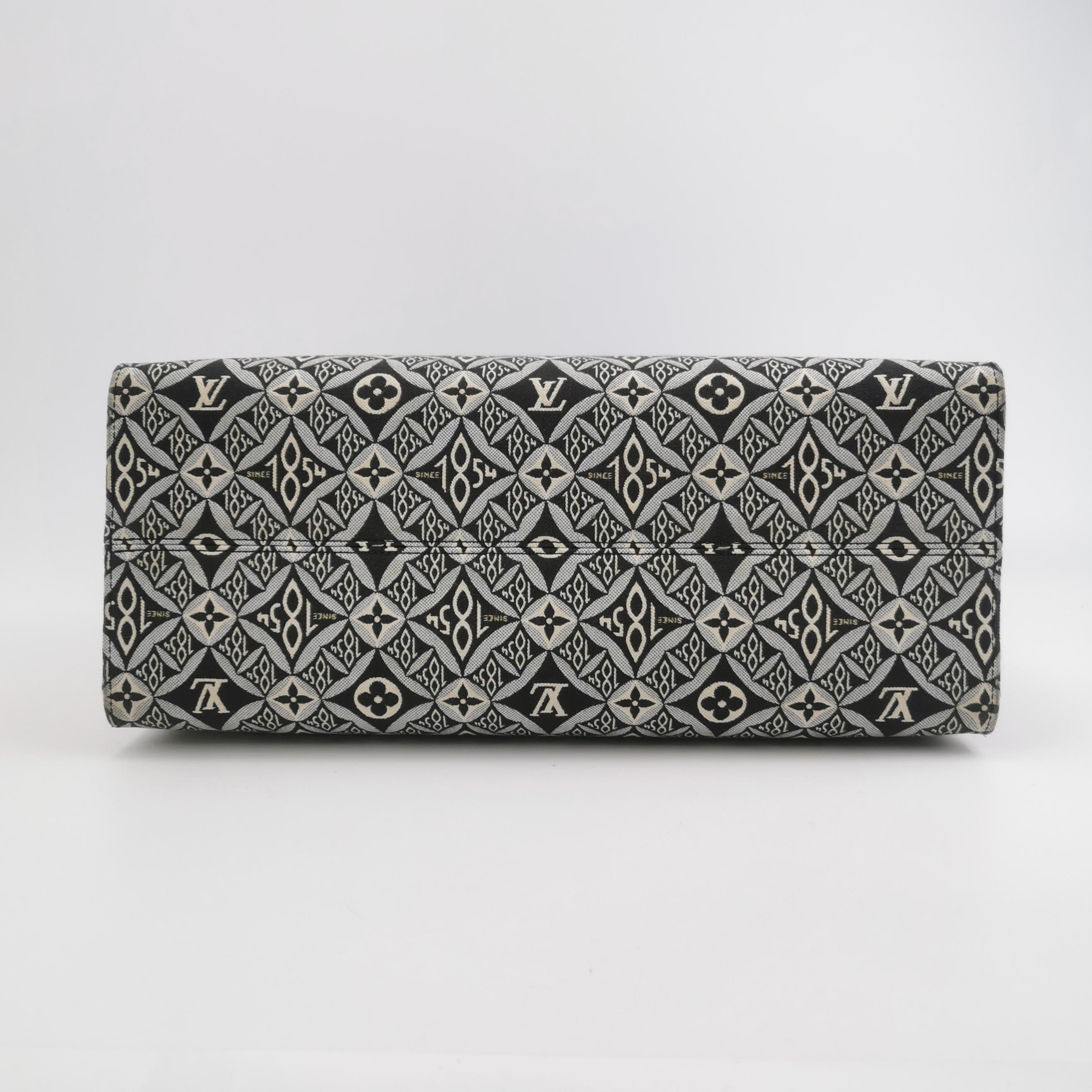 Louis Vuitton(LV) OnTheGo Tote Limited Edition Since 1854 Monogram Jacquard GM — photo 6 of 14