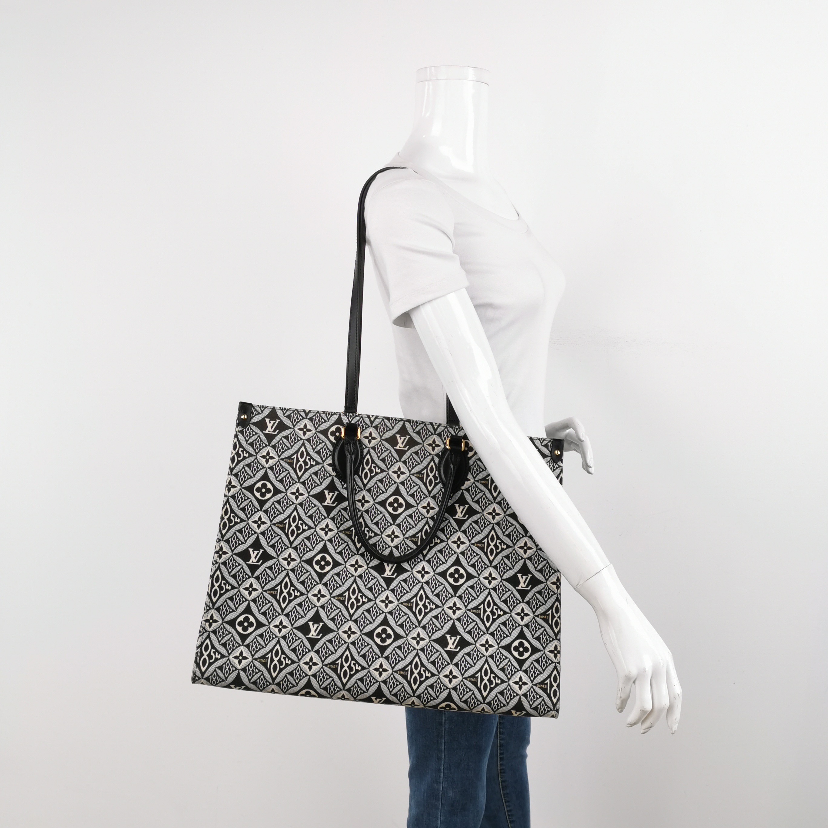 Louis Vuitton(LV) OnTheGo Tote Limited Edition Since 1854 Monogram Jacquard GM — alternate view