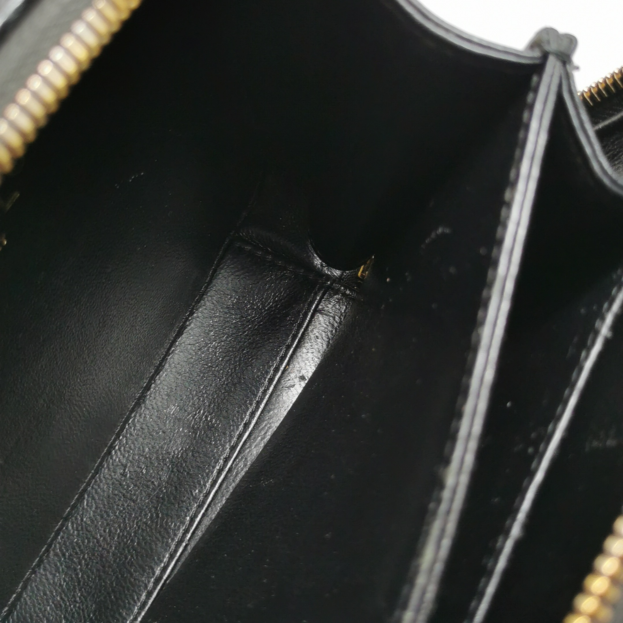 Chanel Filigree Vanity Case Quilted Caviar Small — photo 8 of 14