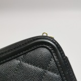 Chanel Filigree Vanity Case Quilted Caviar Small — thumbnail 13