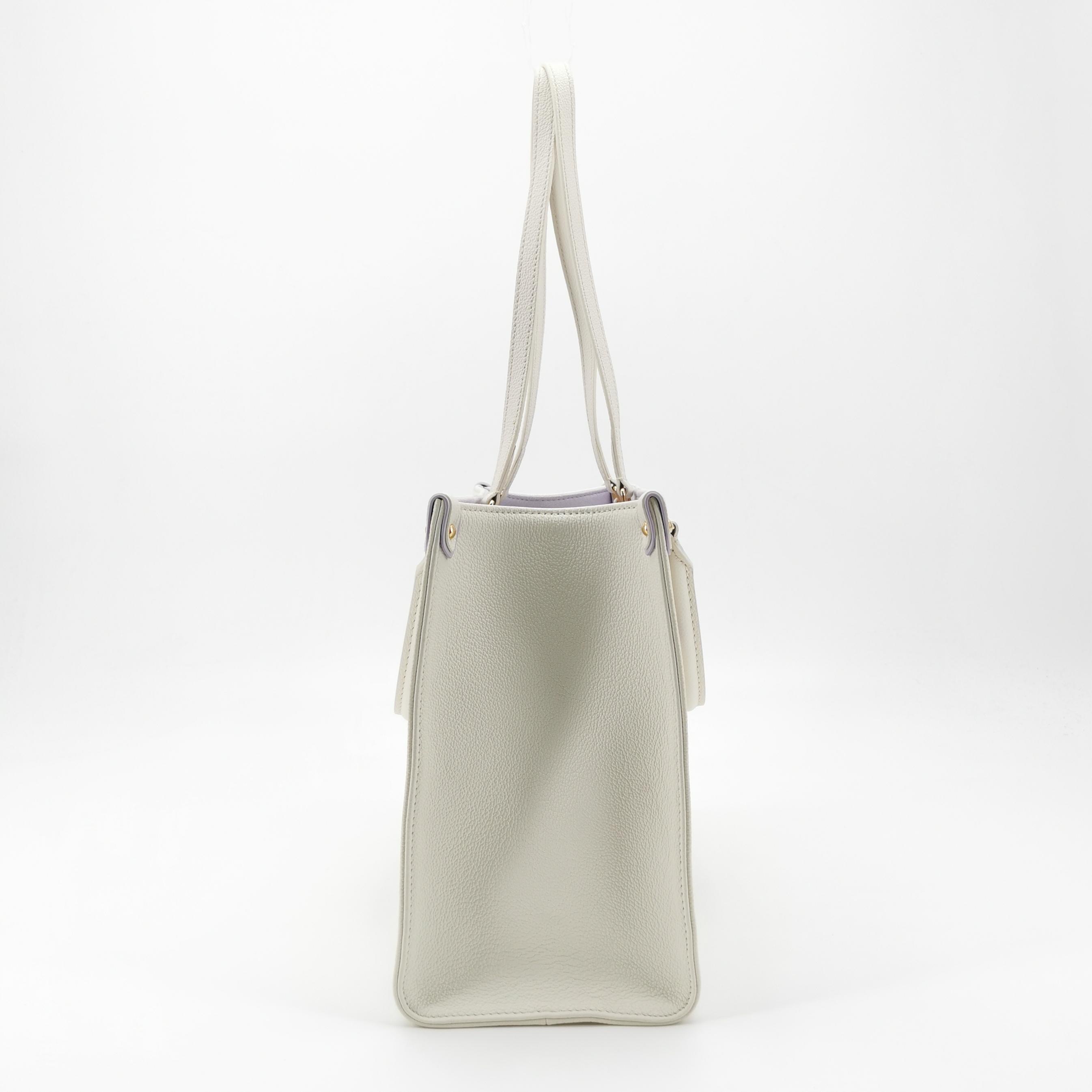 Louis Vuitton(LV) OnTheGo Tote Bicolor Monogram Empreinte Giant MM — photo 4 of 13