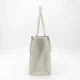 Louis Vuitton(LV) OnTheGo Tote Bicolor Monogram Empreinte Giant MM — thumbnail 4