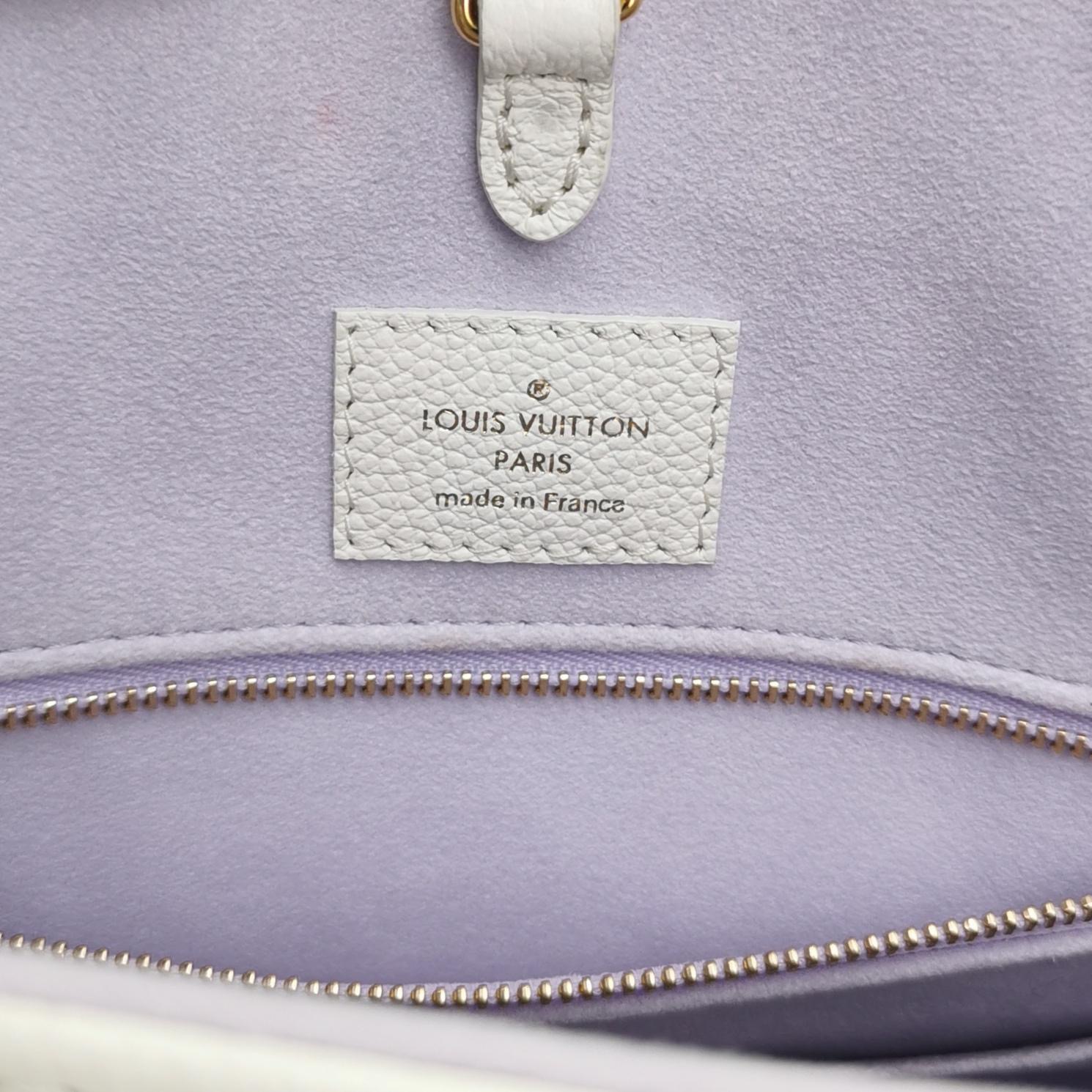 Louis Vuitton(LV) OnTheGo Tote Bicolor Monogram Empreinte Giant MM — photo 8 of 13