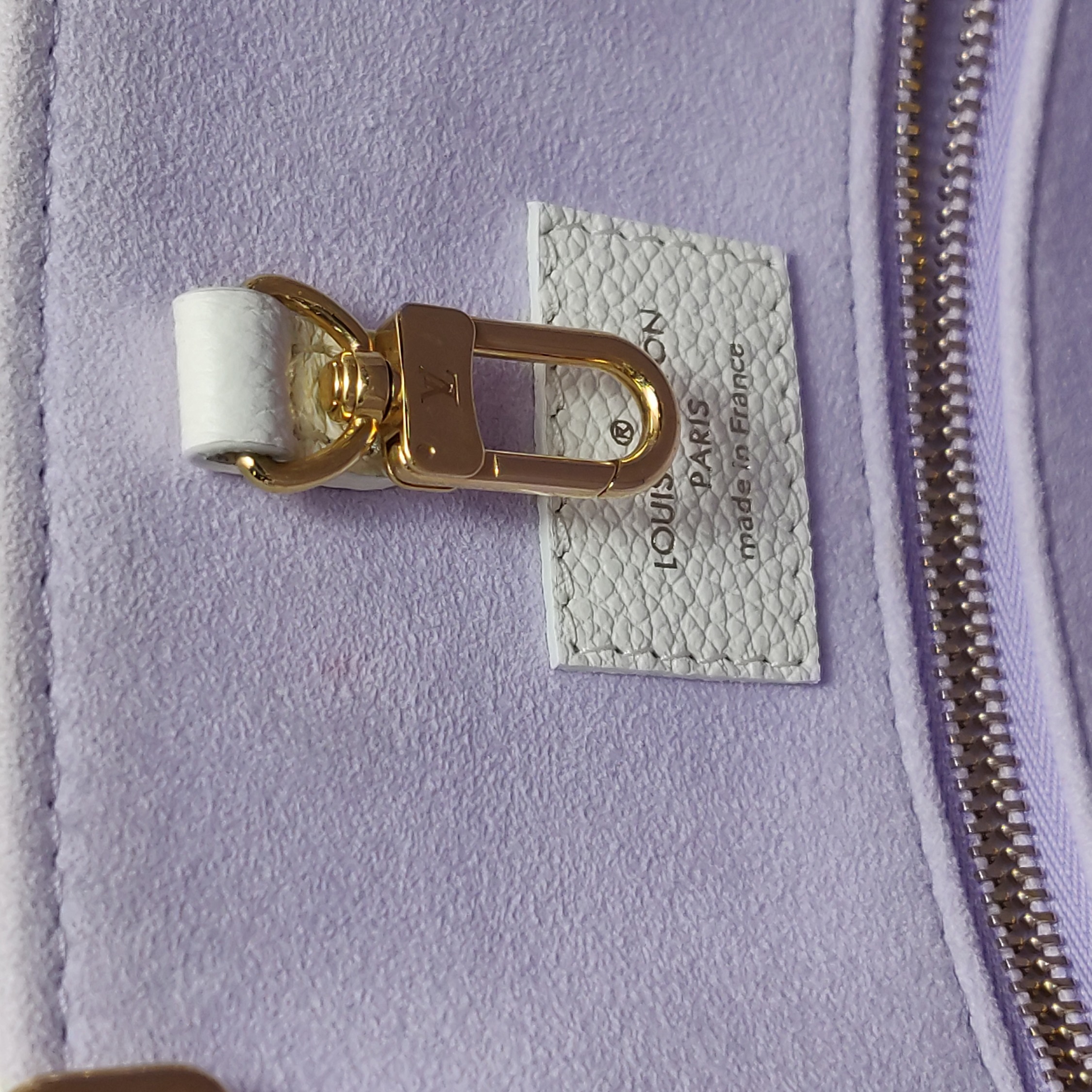 Louis Vuitton(LV) OnTheGo Tote Bicolor Monogram Empreinte Giant MM — photo 9 of 13