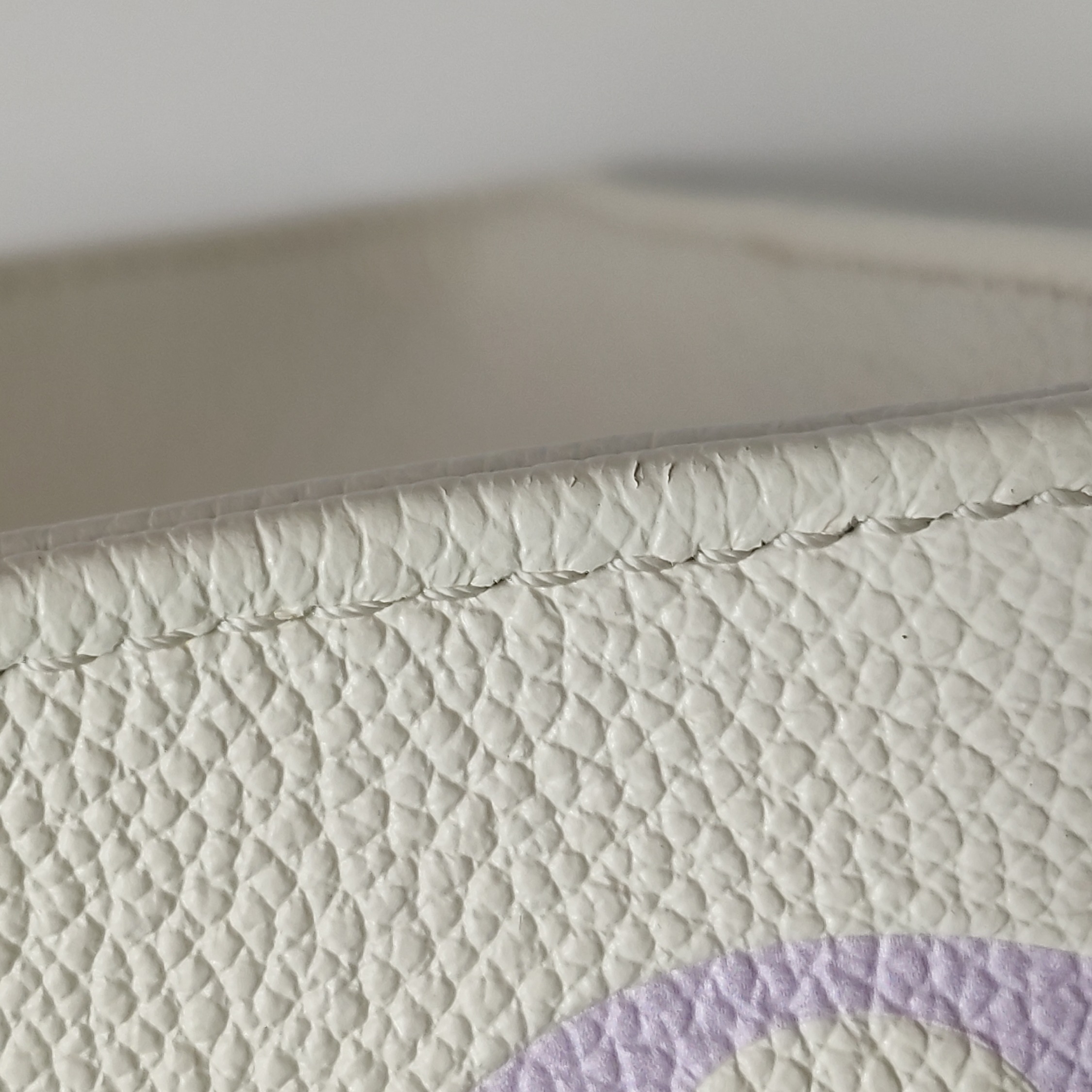 Louis Vuitton(LV) OnTheGo Tote Bicolor Monogram Empreinte Giant MM — photo 11 of 13