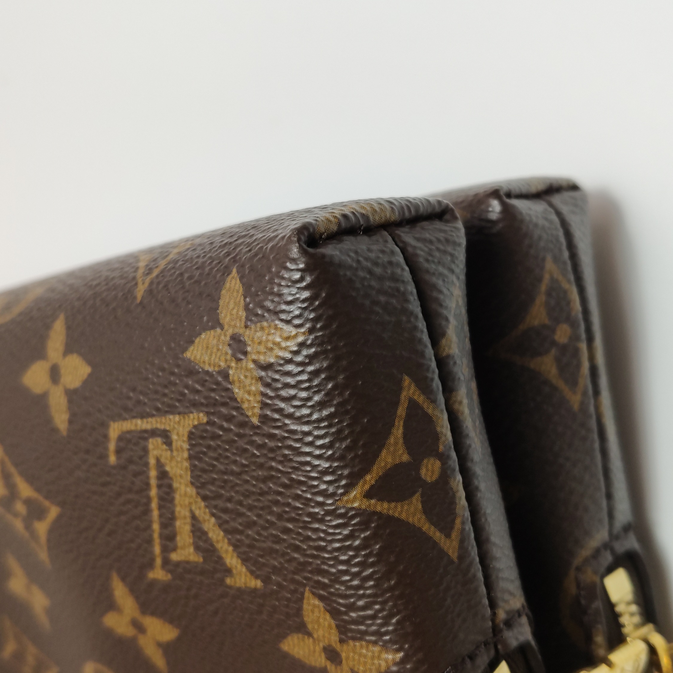 Louis Vuitton(LV) Be Alma Chain Shoulder Bag Monogram Brown — photo 9 of 12