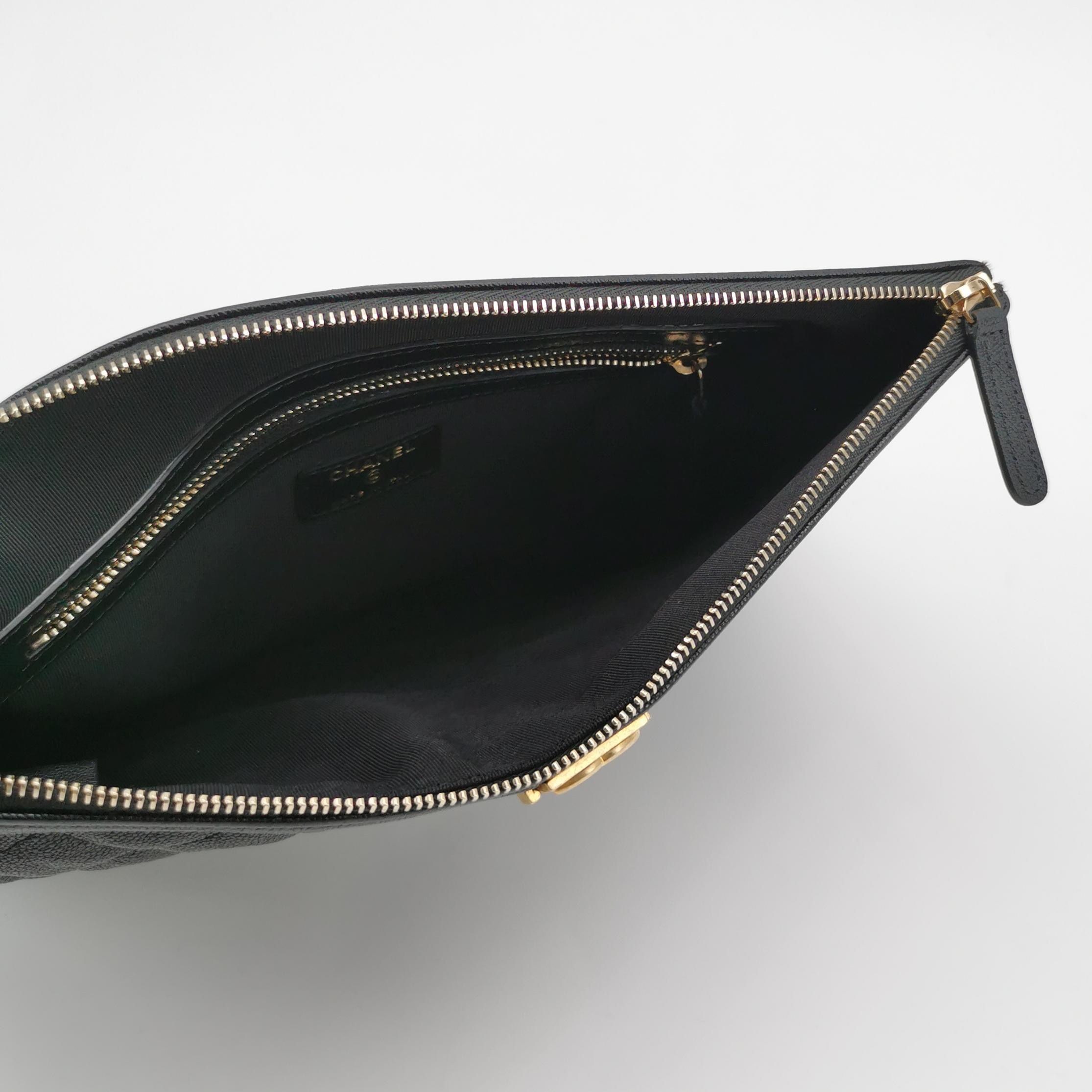 Chanel Boy O Case Clutch Quilted Caviar Medium — photo 6 of 13