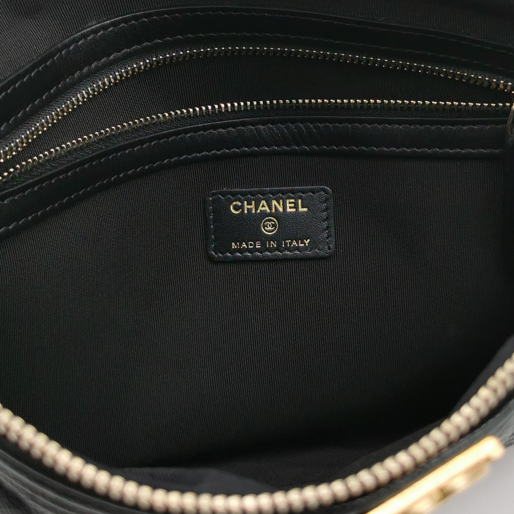 Chanel Boy O Case Clutch Quilted Caviar Medium — photo 7 of 13