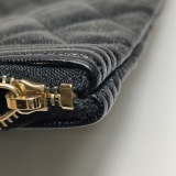 Chanel Boy O Case Clutch Quilted Caviar Medium — thumbnail 10