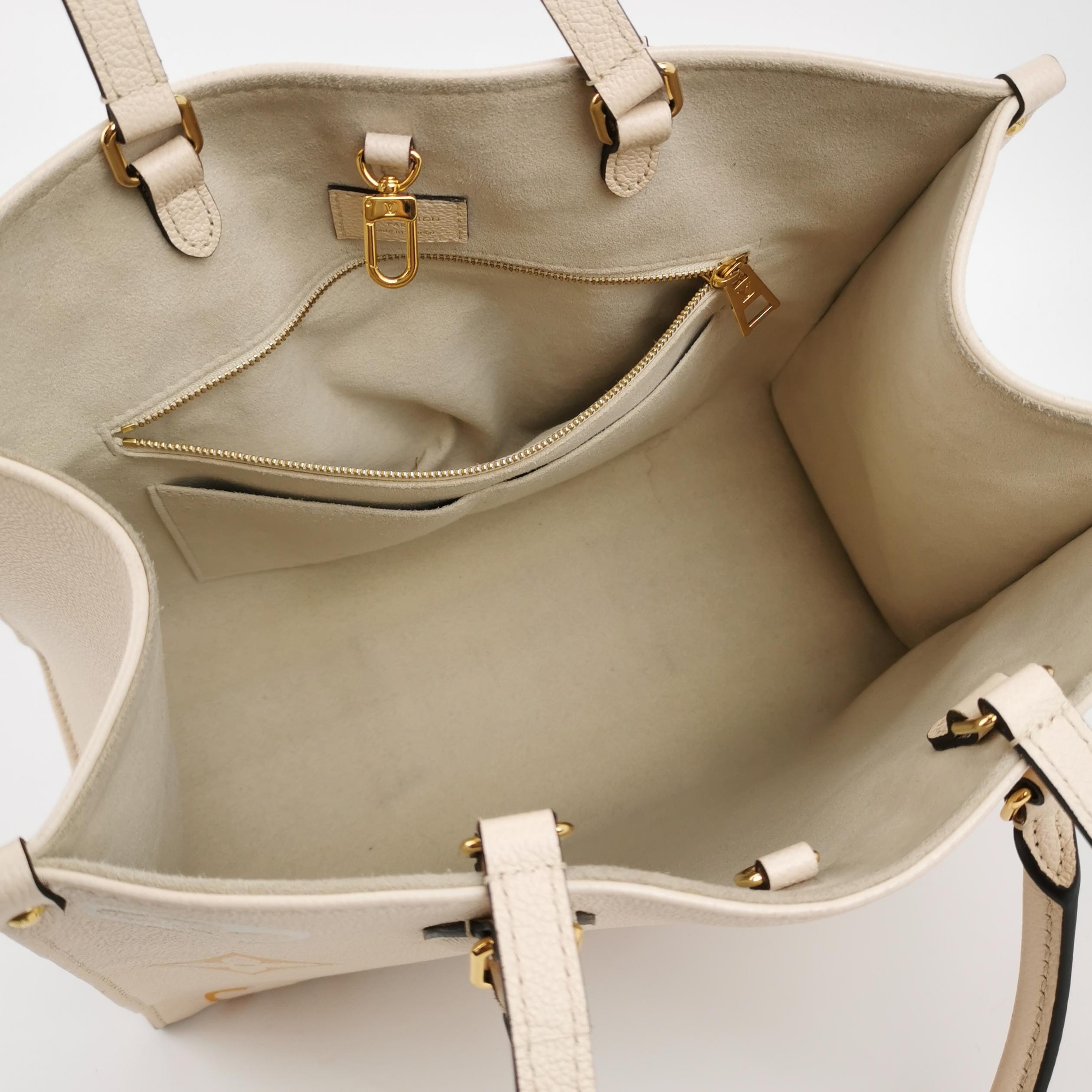 Louis Vuitton(LV) OnTheGo Tote By The Pool Monogram Empreinte Giant MM — photo 7 of 16