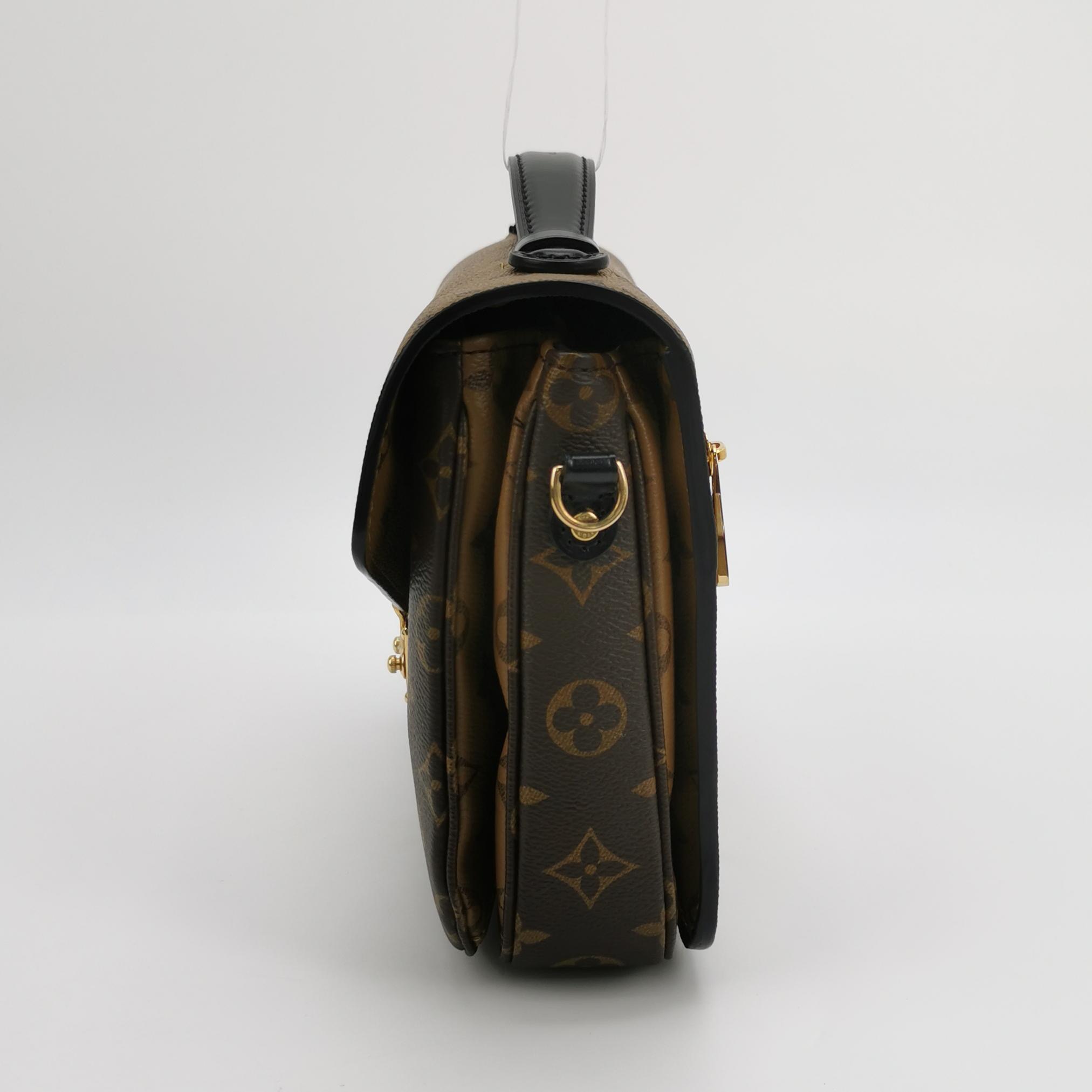 Louis Vuitton(LV) Pochette Metis Reverse Monogram Canvas — photo 3 of 10